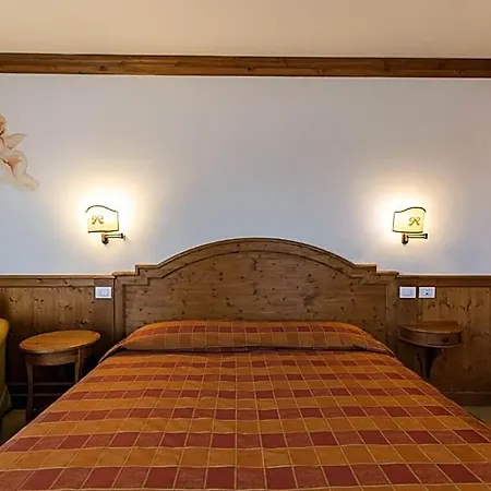 Europa 4*