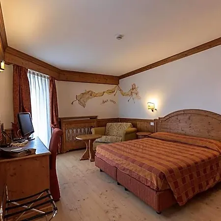 Europa Hotel 4*